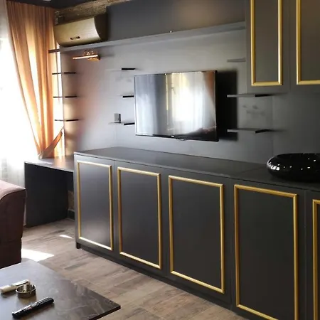 Golden House * Ankara